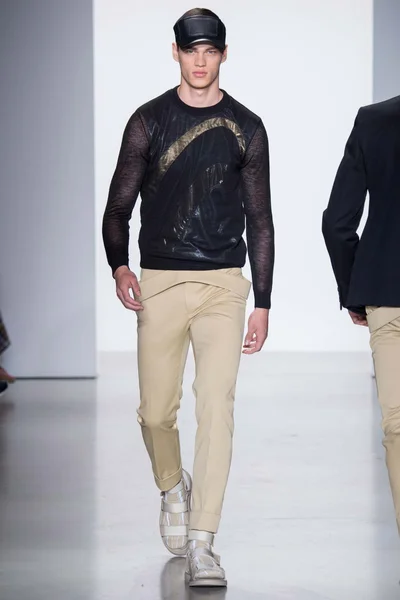 Look 2